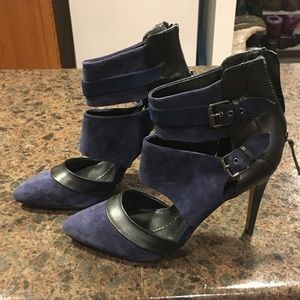 Dolce Vita Black Leather and Navy Blue Heels size 8.5